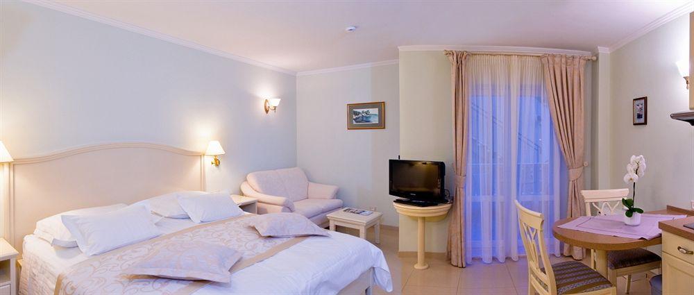 Hotel Sunceva Postelja Брела Екстериор снимка