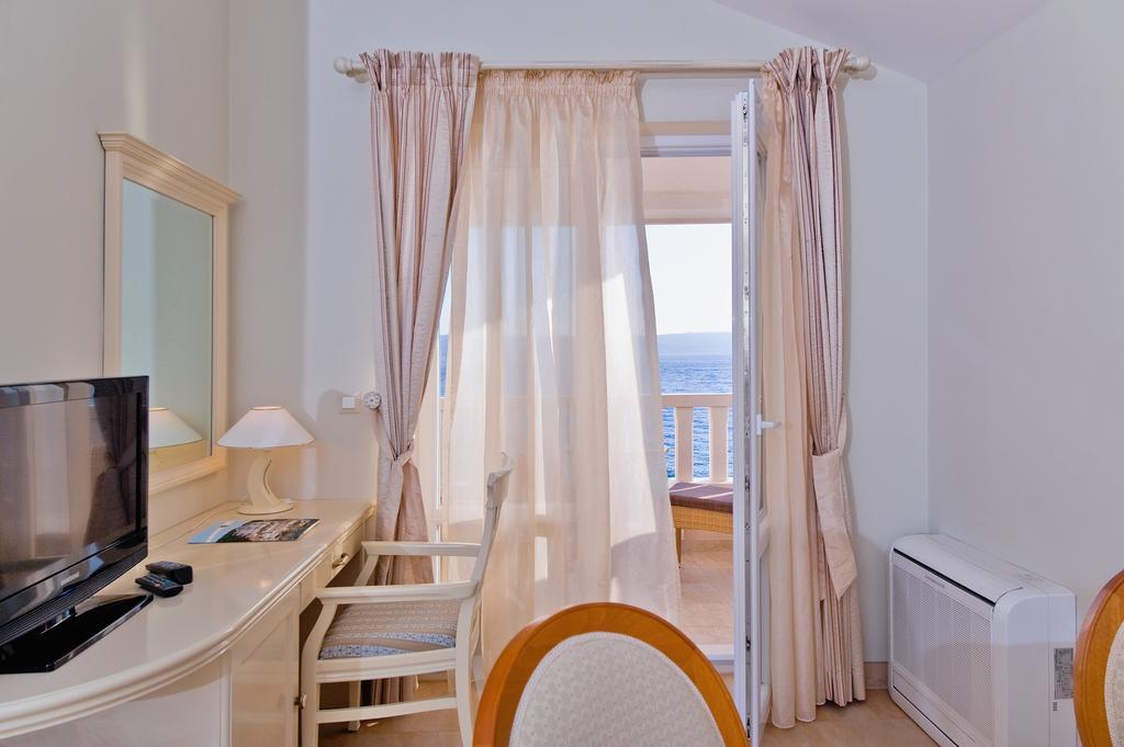 Hotel Sunceva Postelja Брела Екстериор снимка