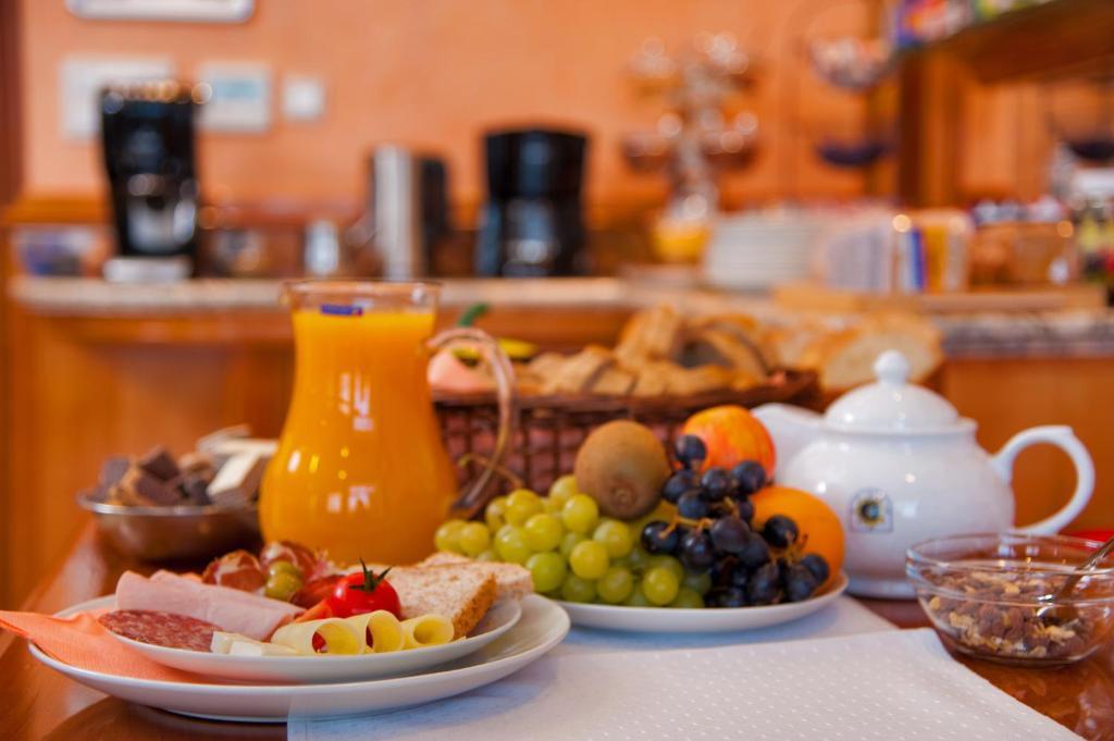 Hotel Sunceva Postelja Брела Екстериор снимка