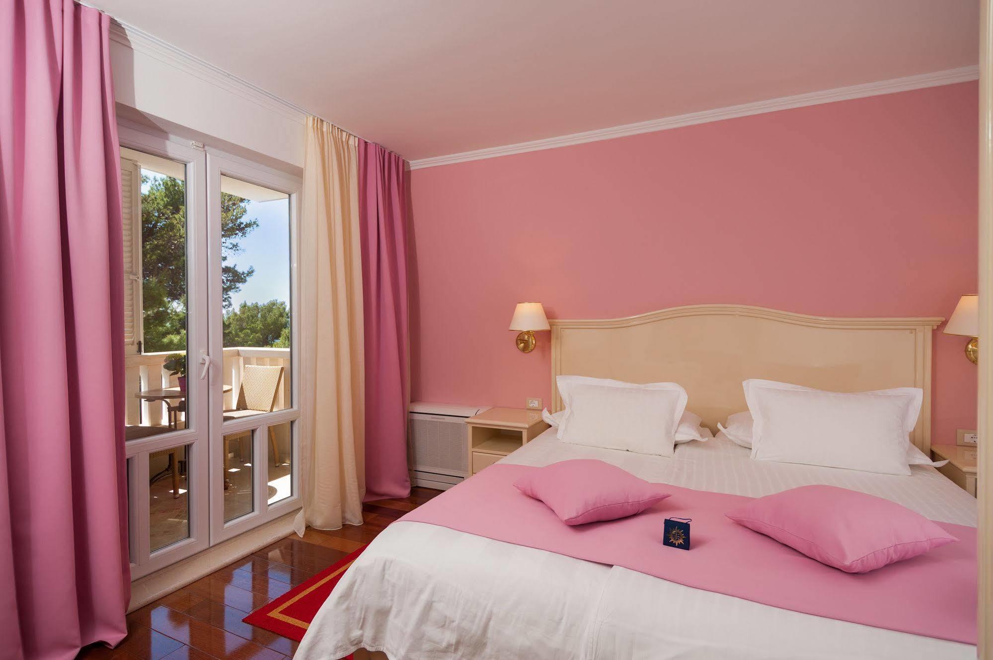 Hotel Sunceva Postelja Брела Екстериор снимка